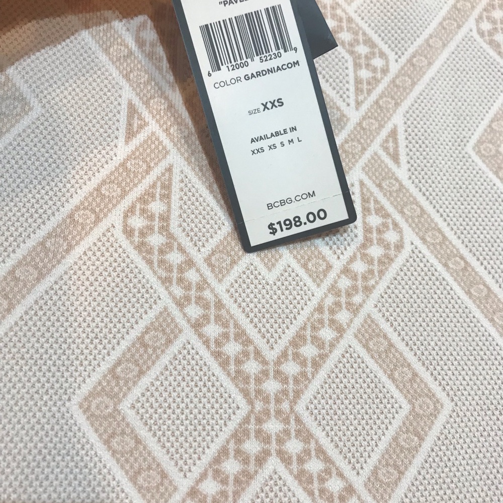 🌟never worn🌟bandage 🍑 BCBG mini skirt